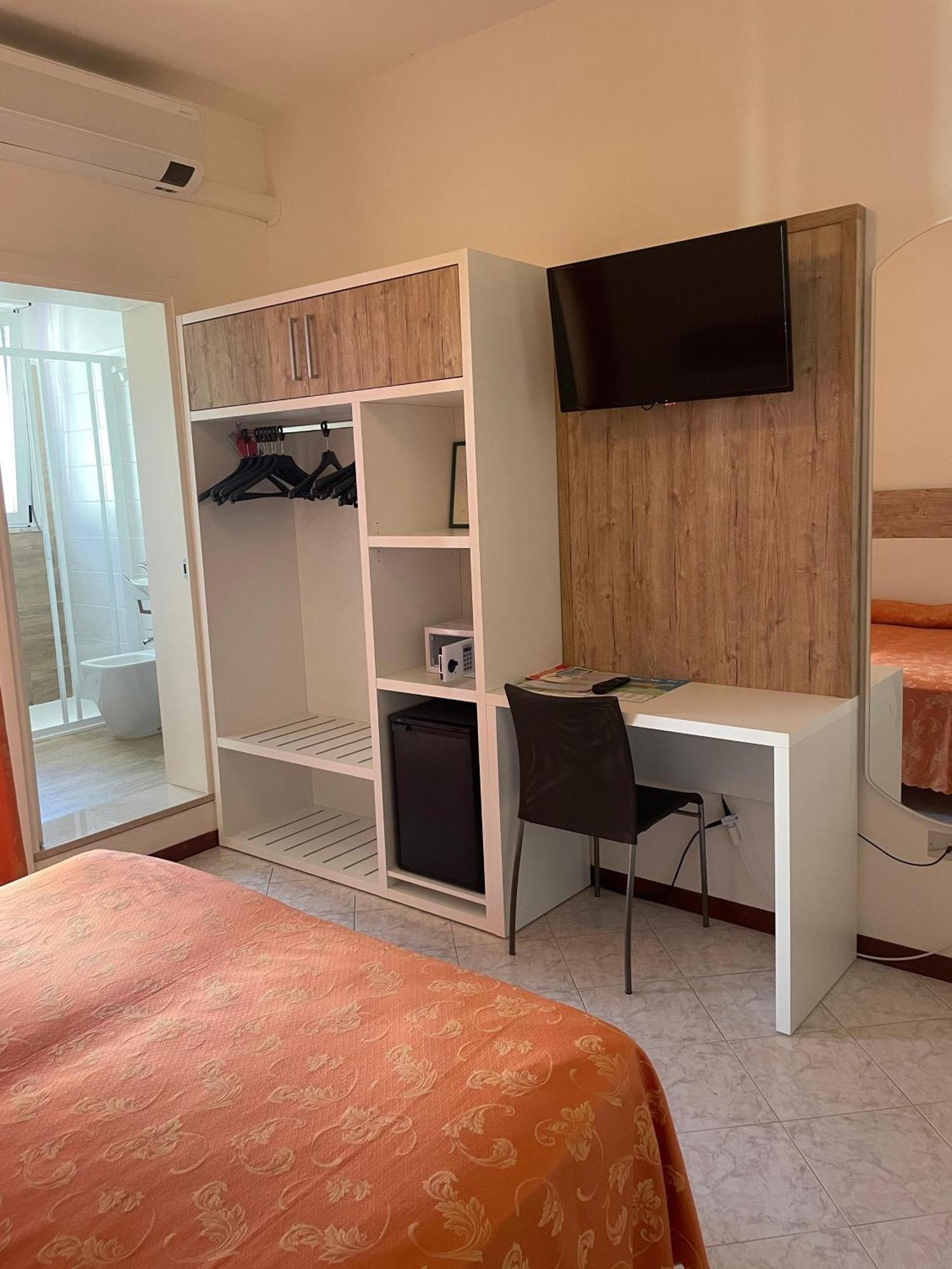 Hotel Di Giovanni Бібіоне Екстер'єр фото